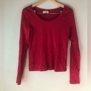 📳 Universal Threads | Ribbed Red Long Sleeve Top